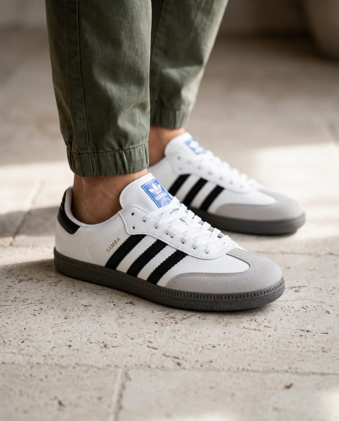 Sneakers